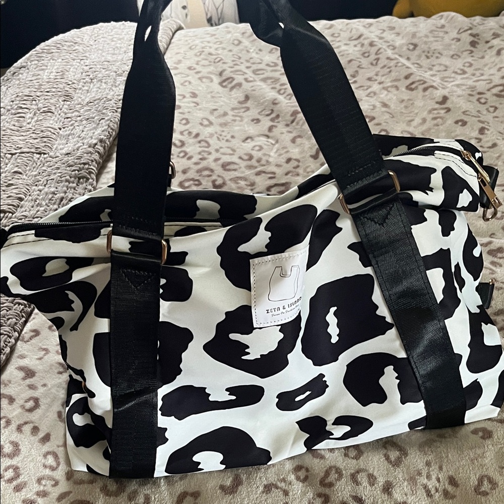 Zoo & Co. Black and White Leopard Print Weekender Bag